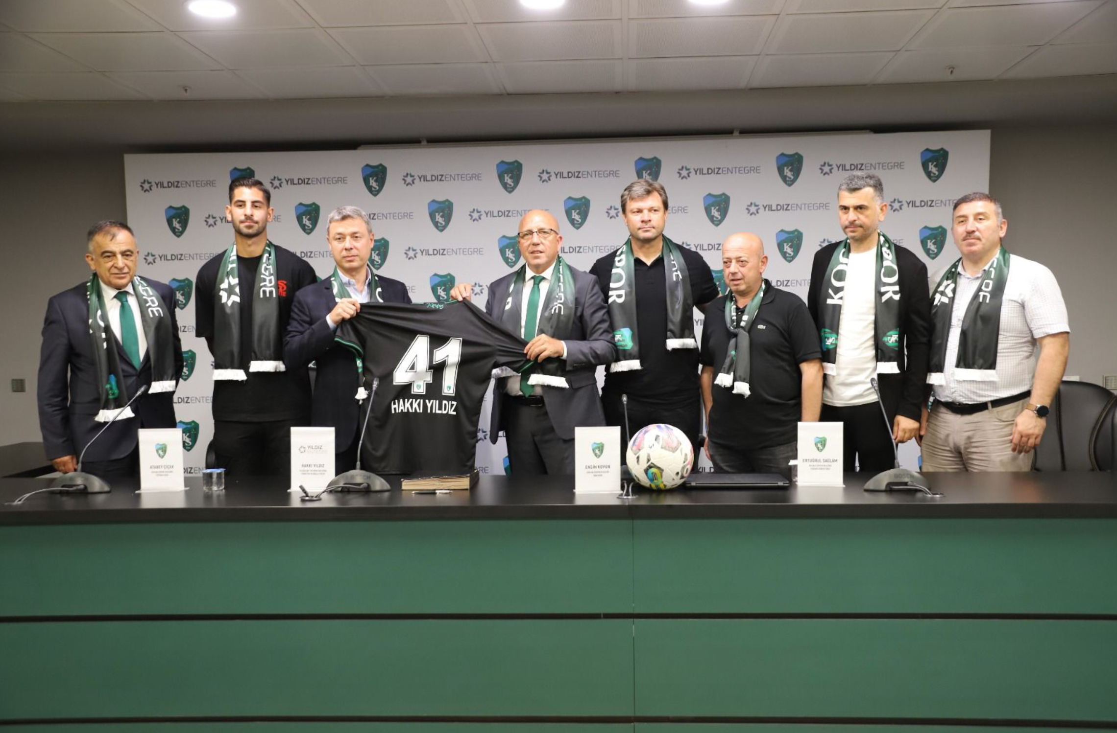 Yıldızlar Yatırım Holding’den Kocaelispor’a sponsorluk