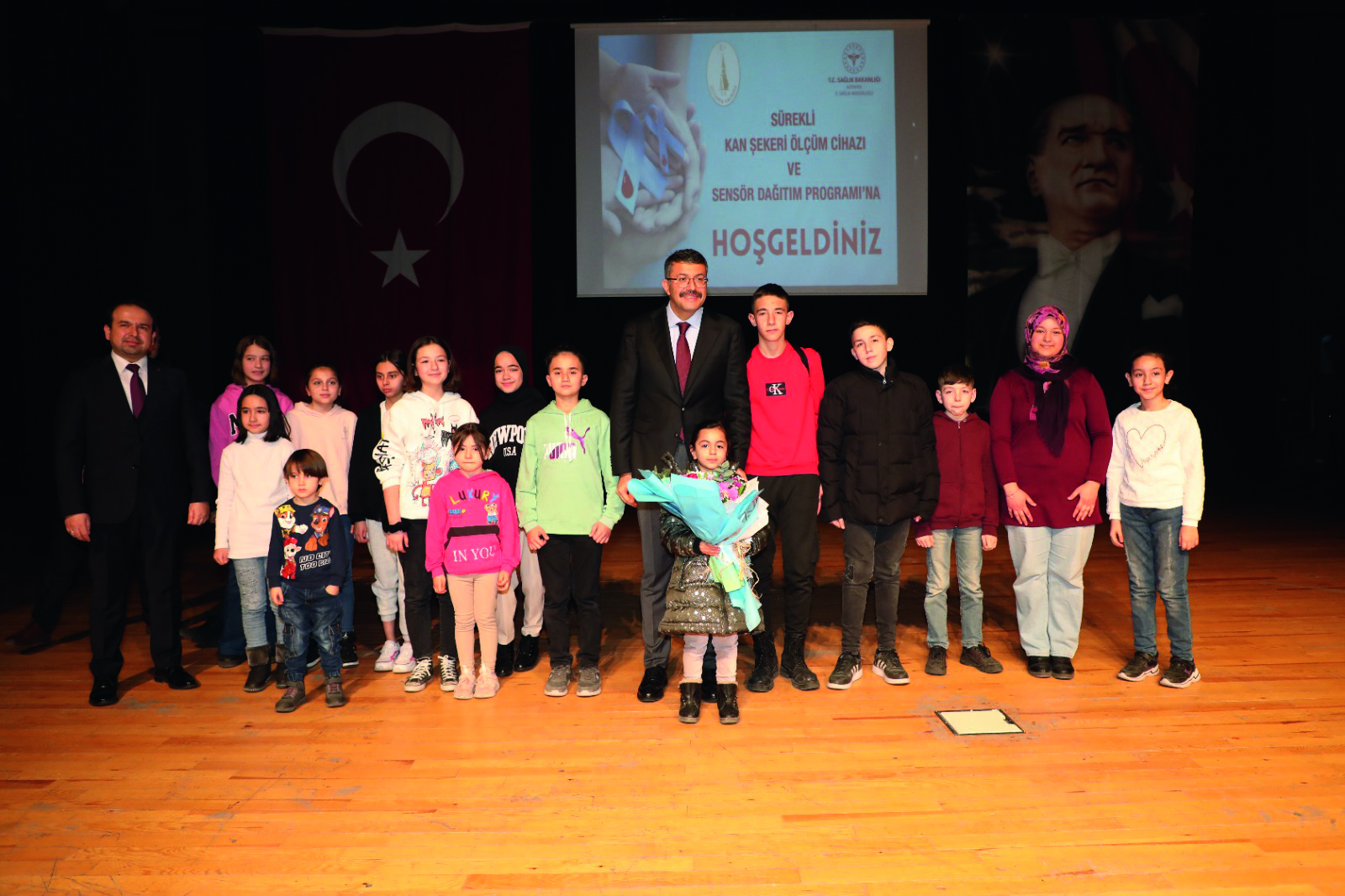 Kütahya Tip 1 Diyabet Derneği’ne şeker ölçüm cihazı bağışı
