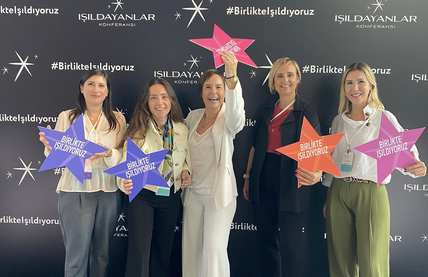 VarioDor’la ‘Kapıların Ardından Birlikte Işıldayanlar’ oturumuna destek