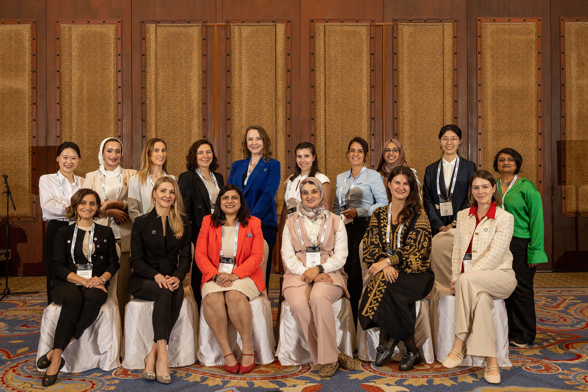 Kadın liderler, Women of Steel Summit’teydi
